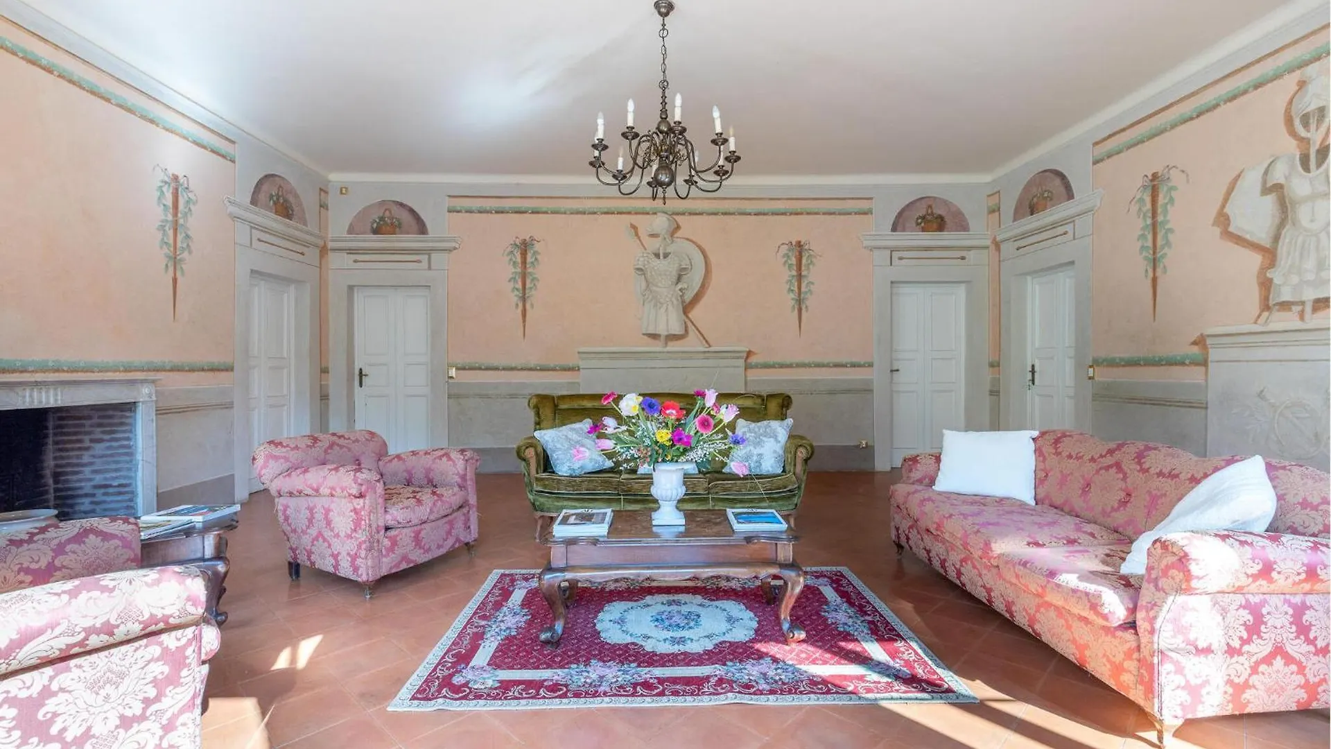Nyaraló Stunning Home In Capannori With Kitchen