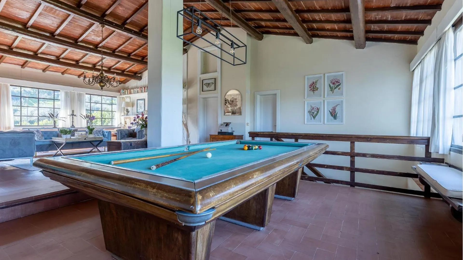 Stunning Home In Capannori With Kitchen